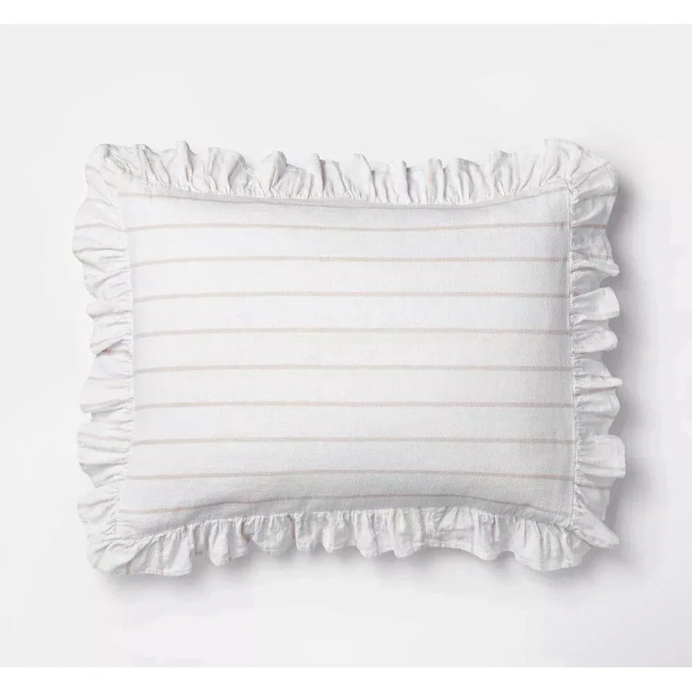 Full/Queen Ruffle Comforter & Sham Set White/Khaki - Threshold NEW